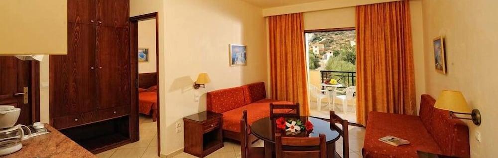 Maria Lambis Aparthotel Stalida Exterior foto